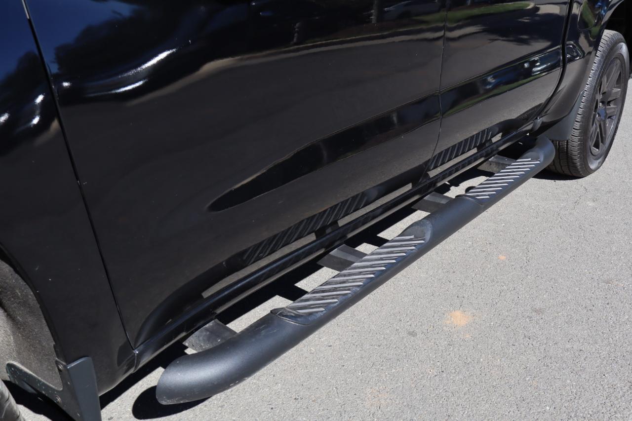Chevrolet Silverado photo 12