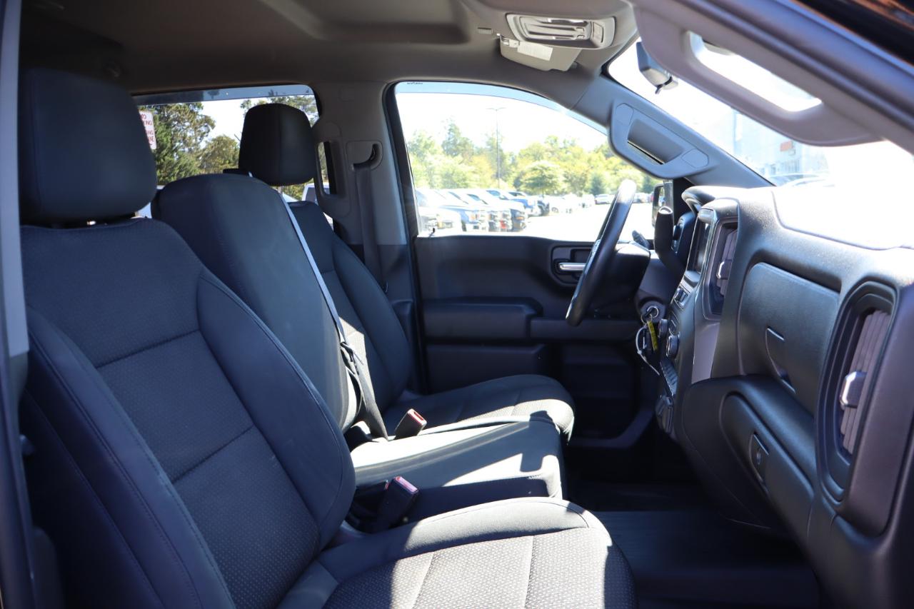 Chevrolet Silverado photo 21