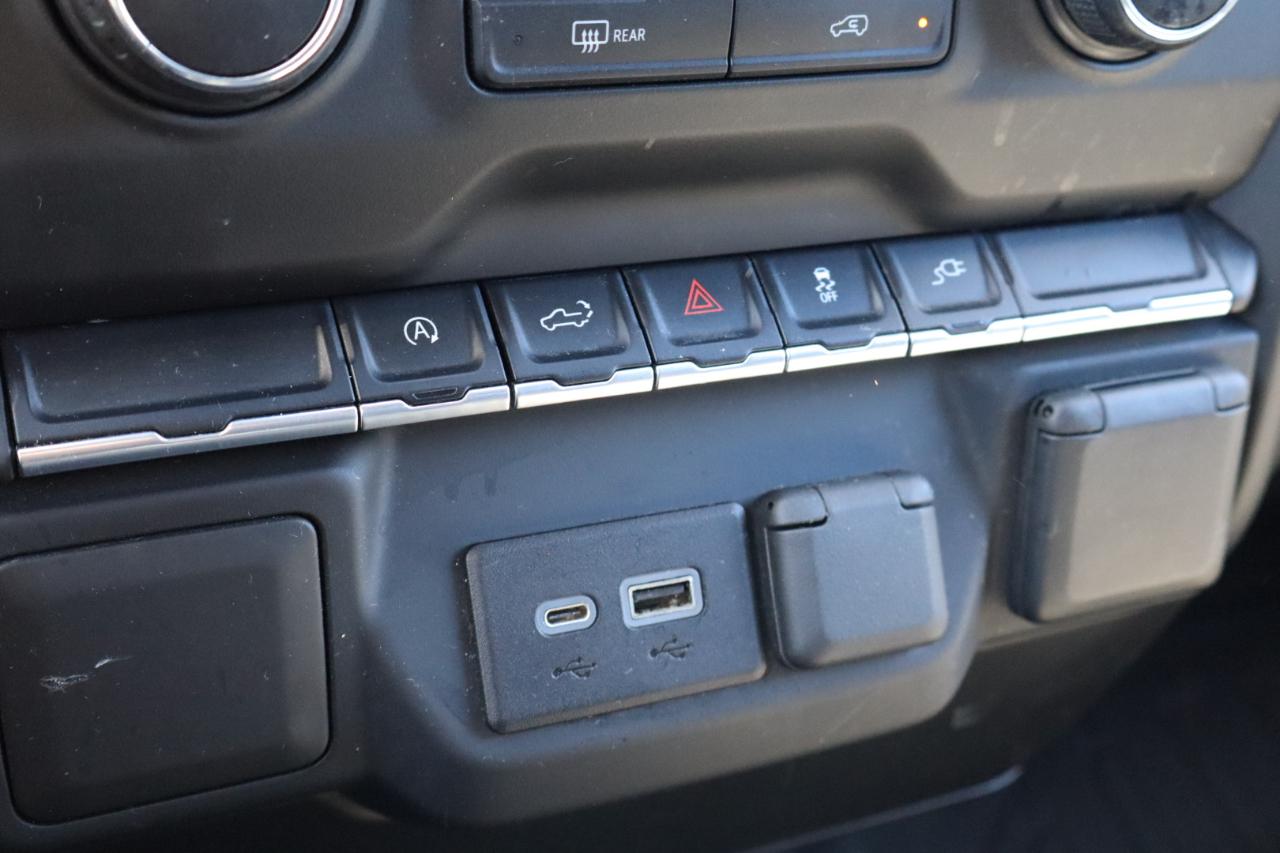 Chevrolet Silverado photo 29