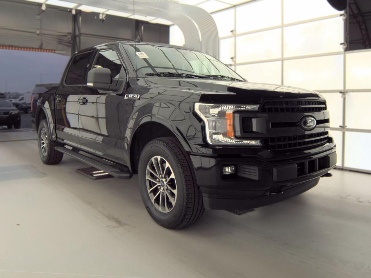 Ford F-150 photo 4
