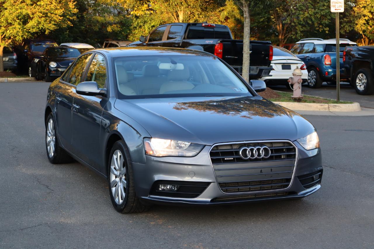 Audi A4 2.0T Sedan quattro Tiptronic 2014