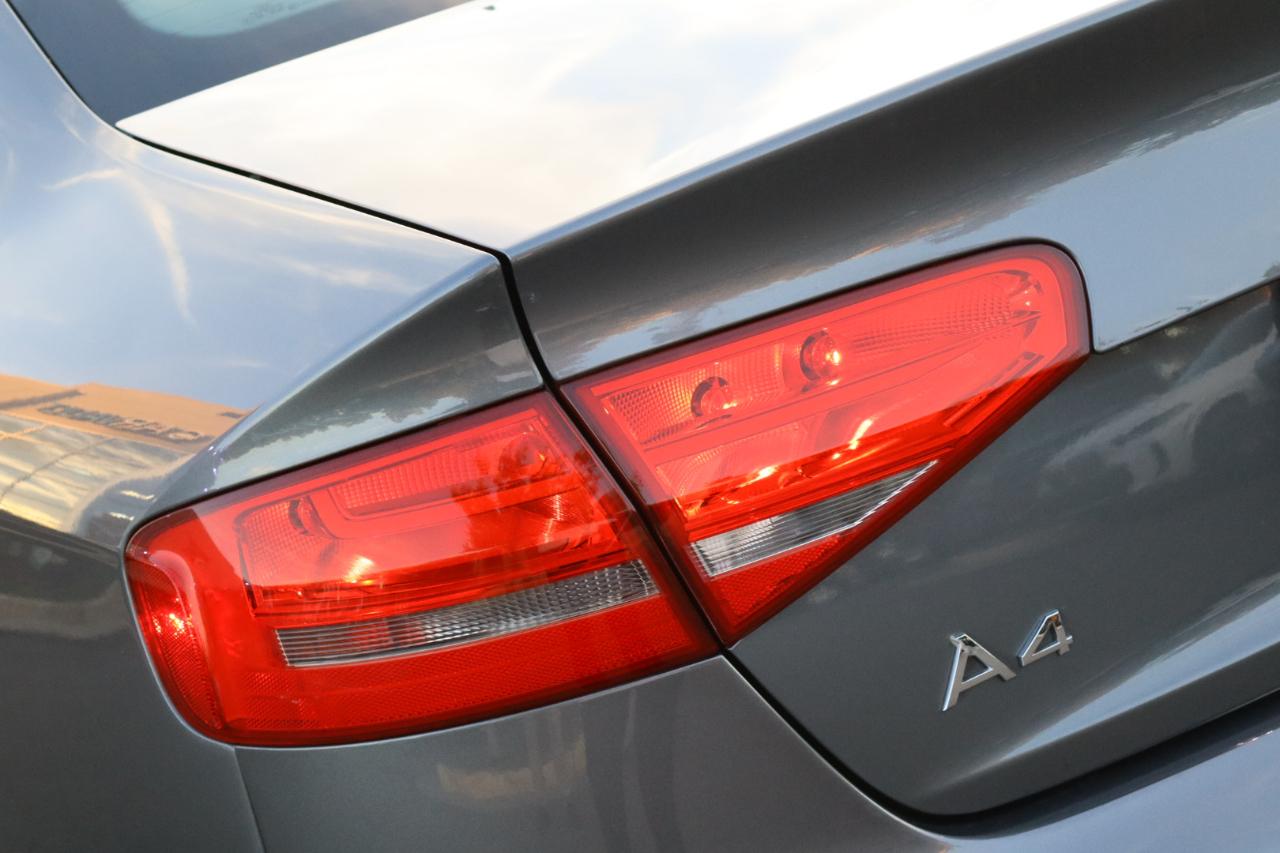 Audi A4 2.0T Sedan quattro Tiptronic 2014