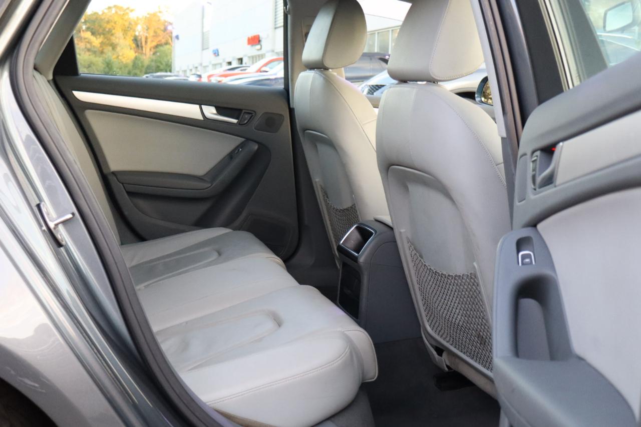 Audi A4 2.0T Sedan quattro Tiptronic 2014