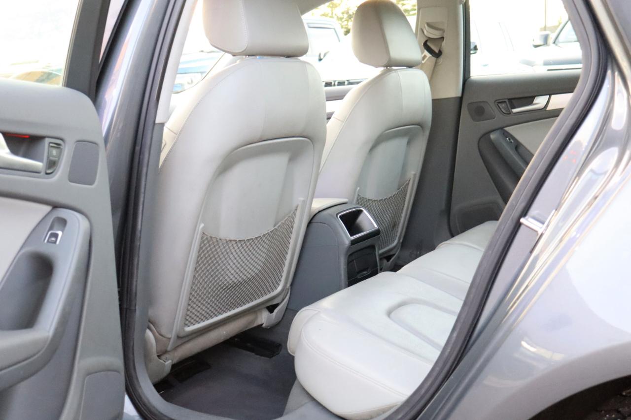 Audi A4 2.0T Sedan quattro Tiptronic 2014