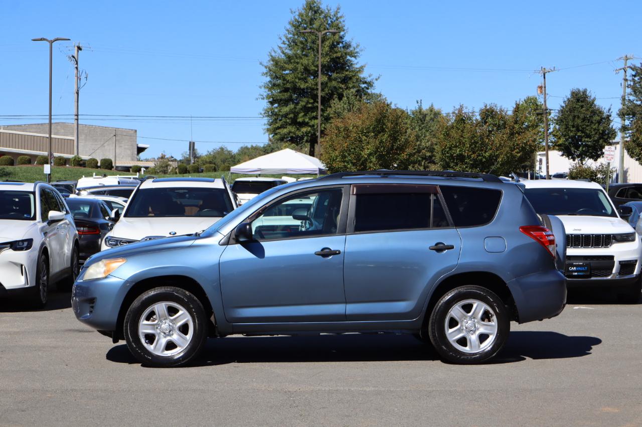 Toyota RAV4 Base I4 4WD 2010