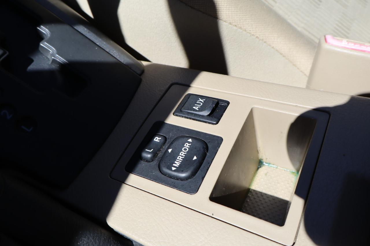 Toyota RAV4 Base I4 4WD 2010