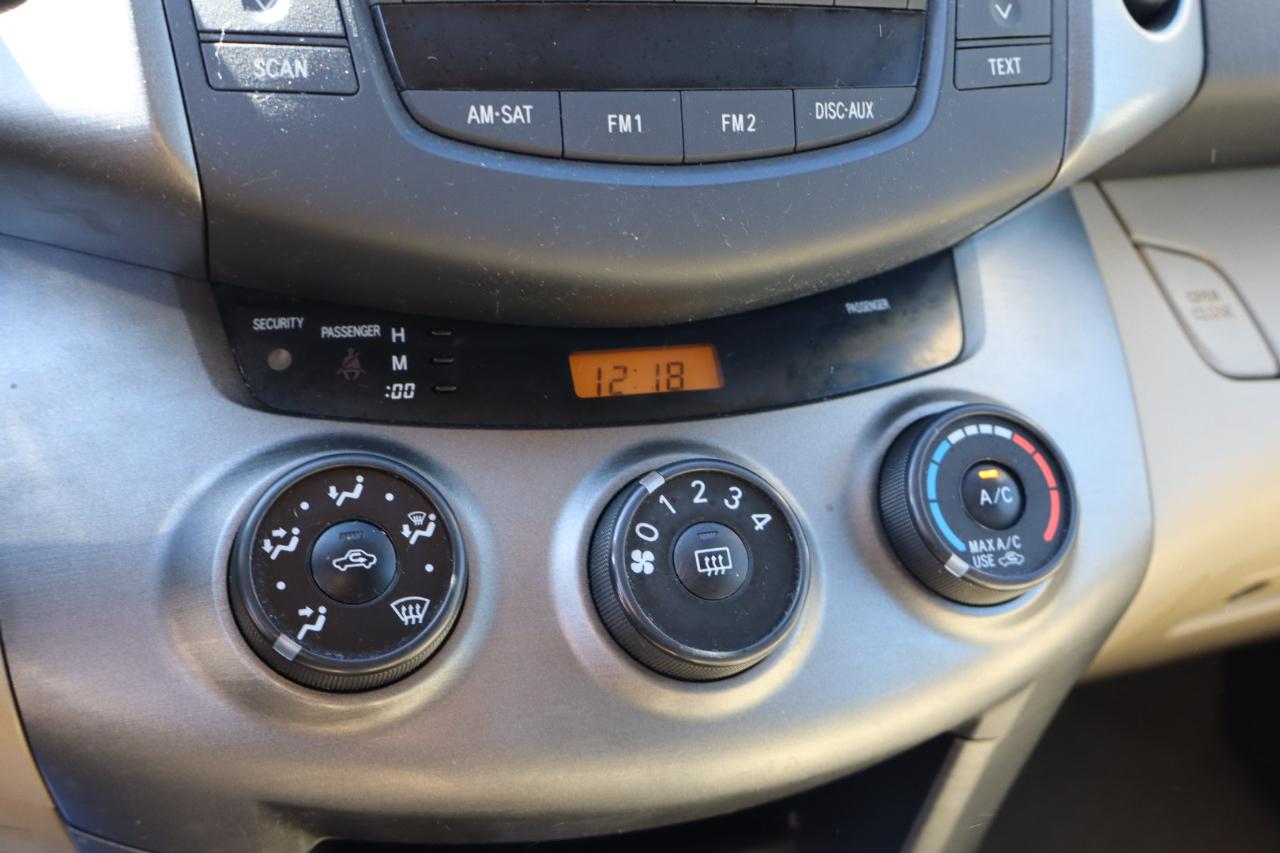 Toyota RAV4 Base I4 4WD 2010