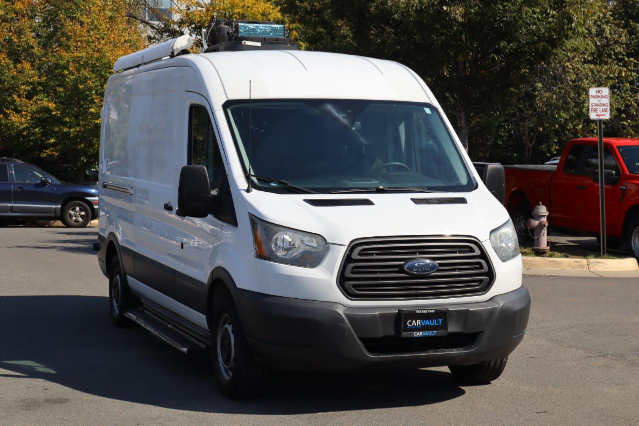 Ford Transit 250 Van Med. Roof w/Sliding Pass. 148-in. WB 2017
