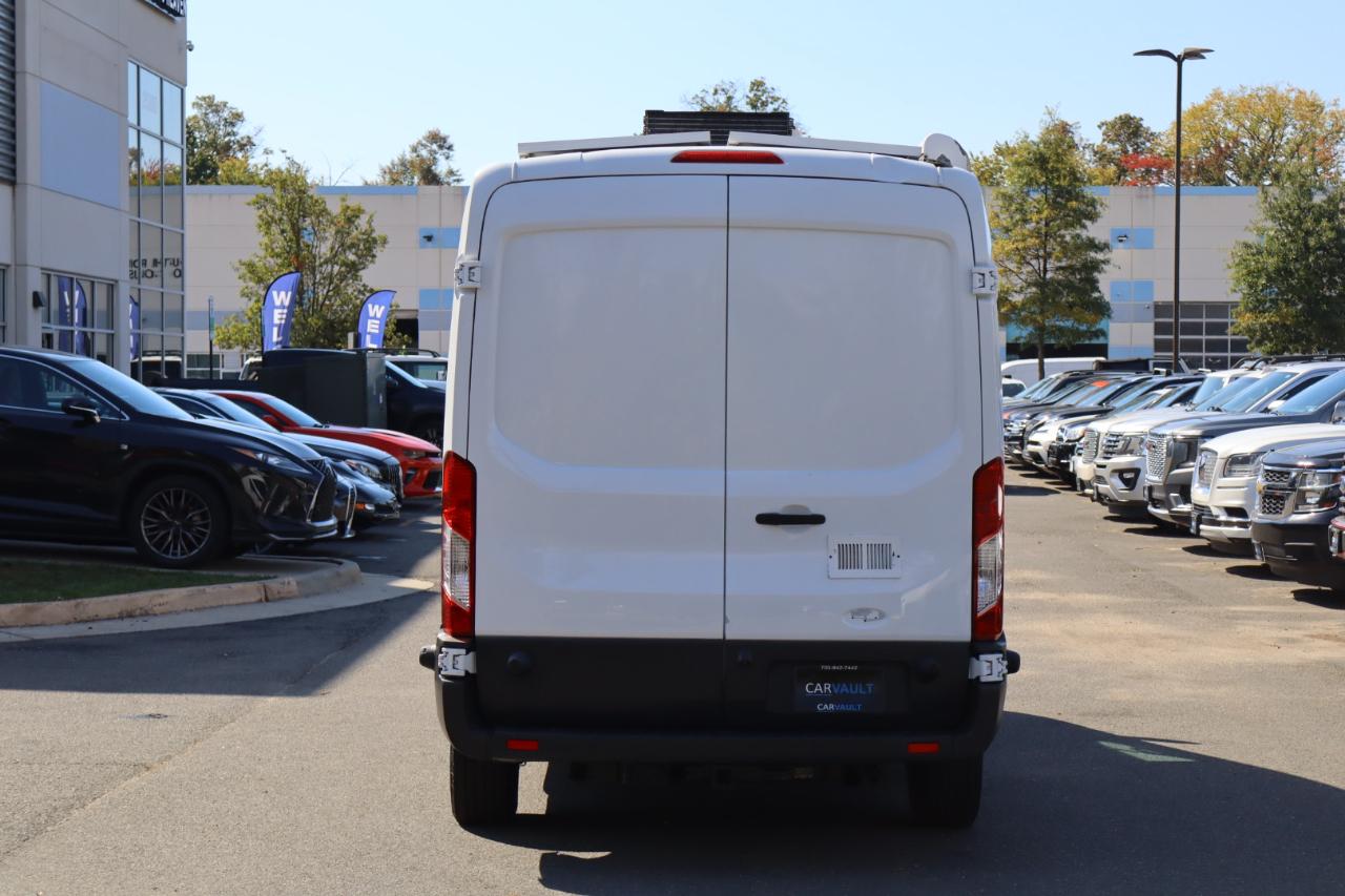 Ford Transit 250 Van Med. Roof w/Sliding Pass. 148-in. WB 2017