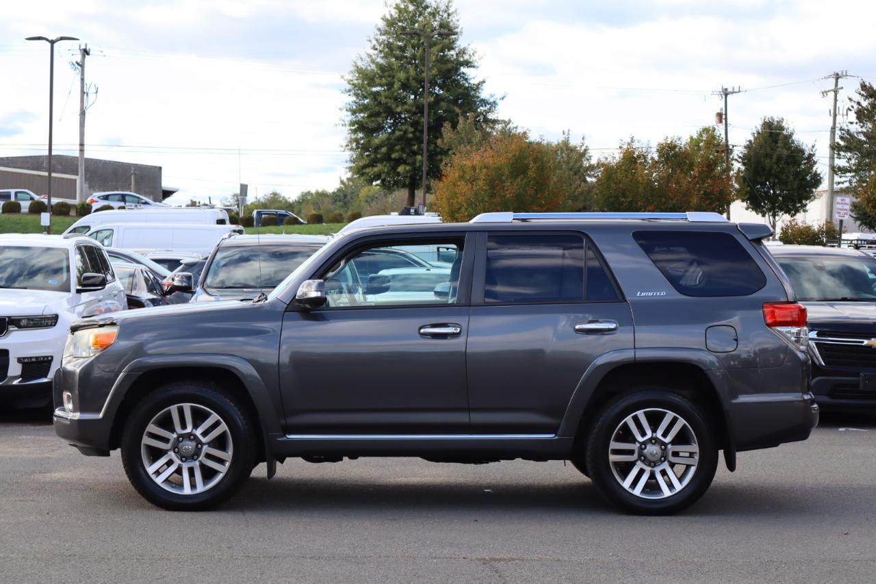 Toyota 4Runner SR5 4WD 2011