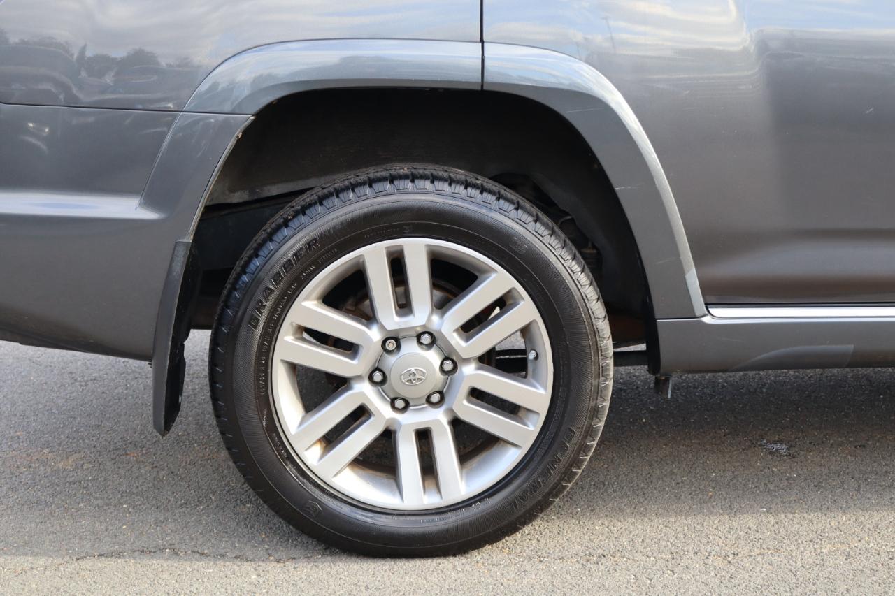 Toyota 4Runner SR5 4WD 2011