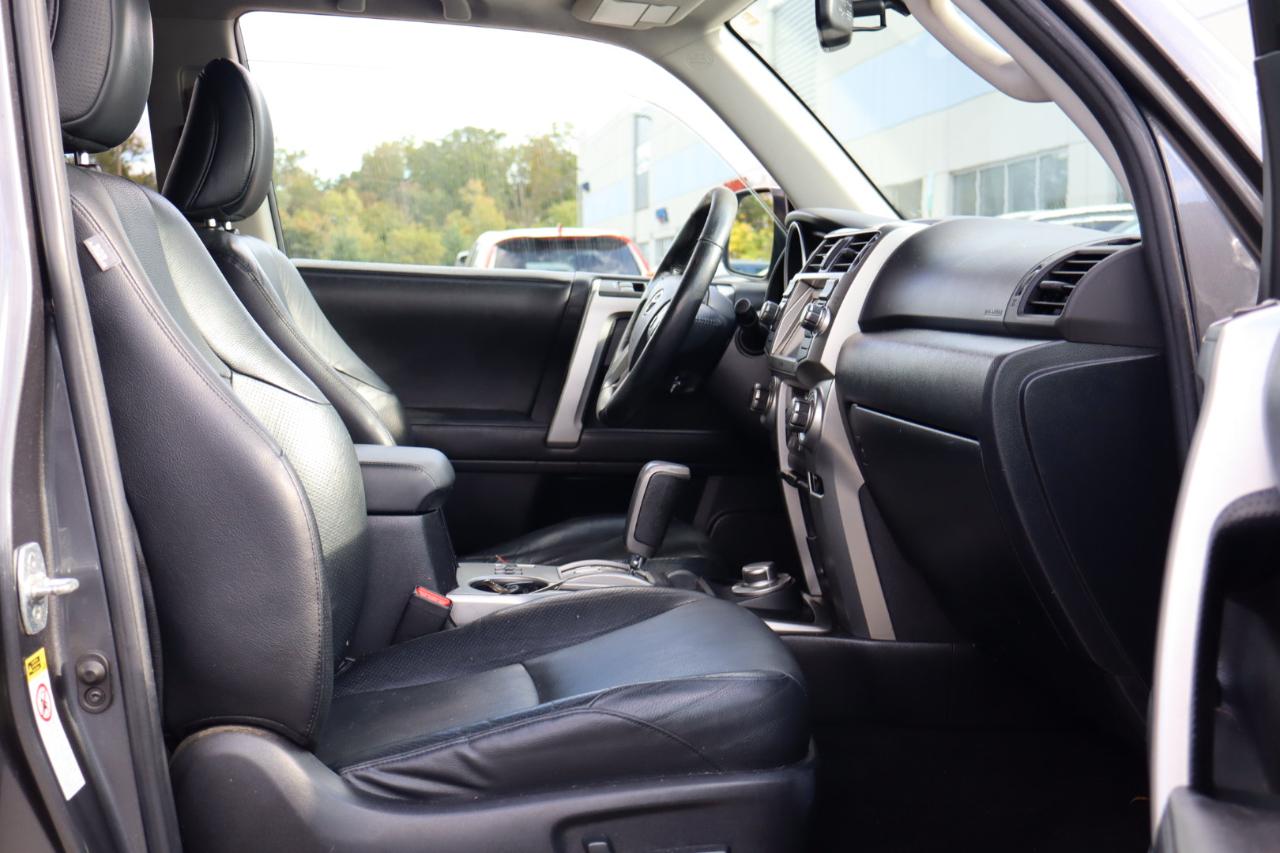 Toyota 4Runner SR5 4WD 2011