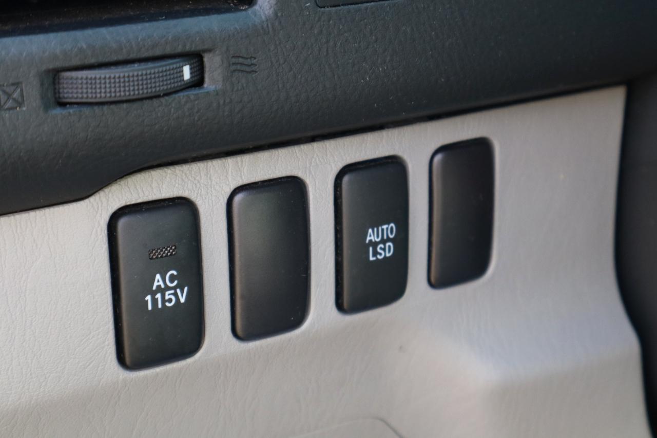 Toyota 4Runner SR5 V8 2WD 2005