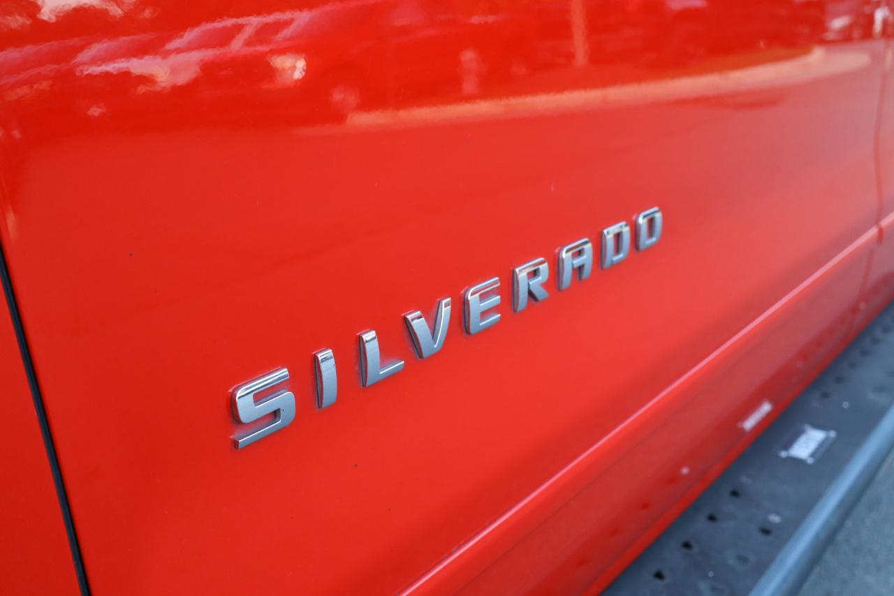 Chevrolet Silverado LD photo 9
