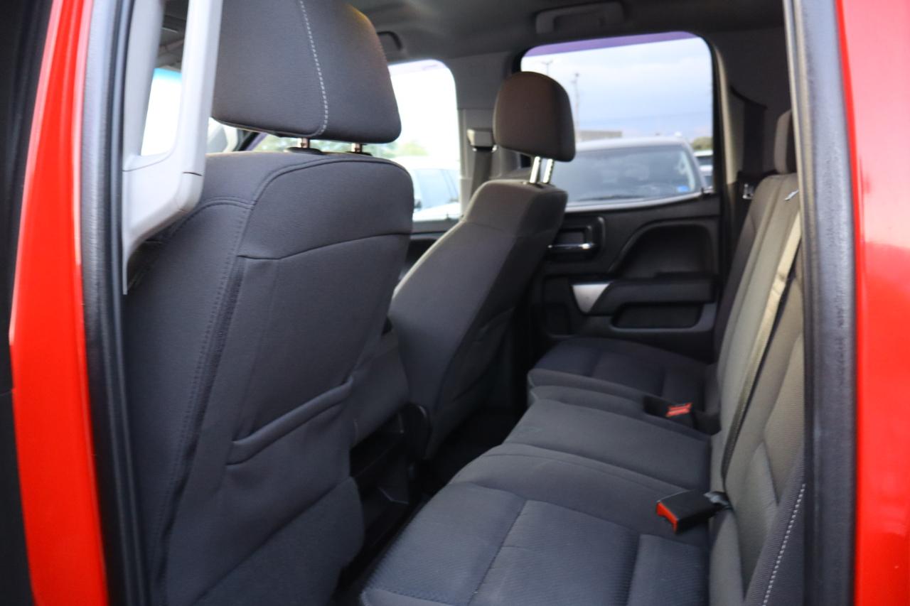 Chevrolet Silverado LD photo 14