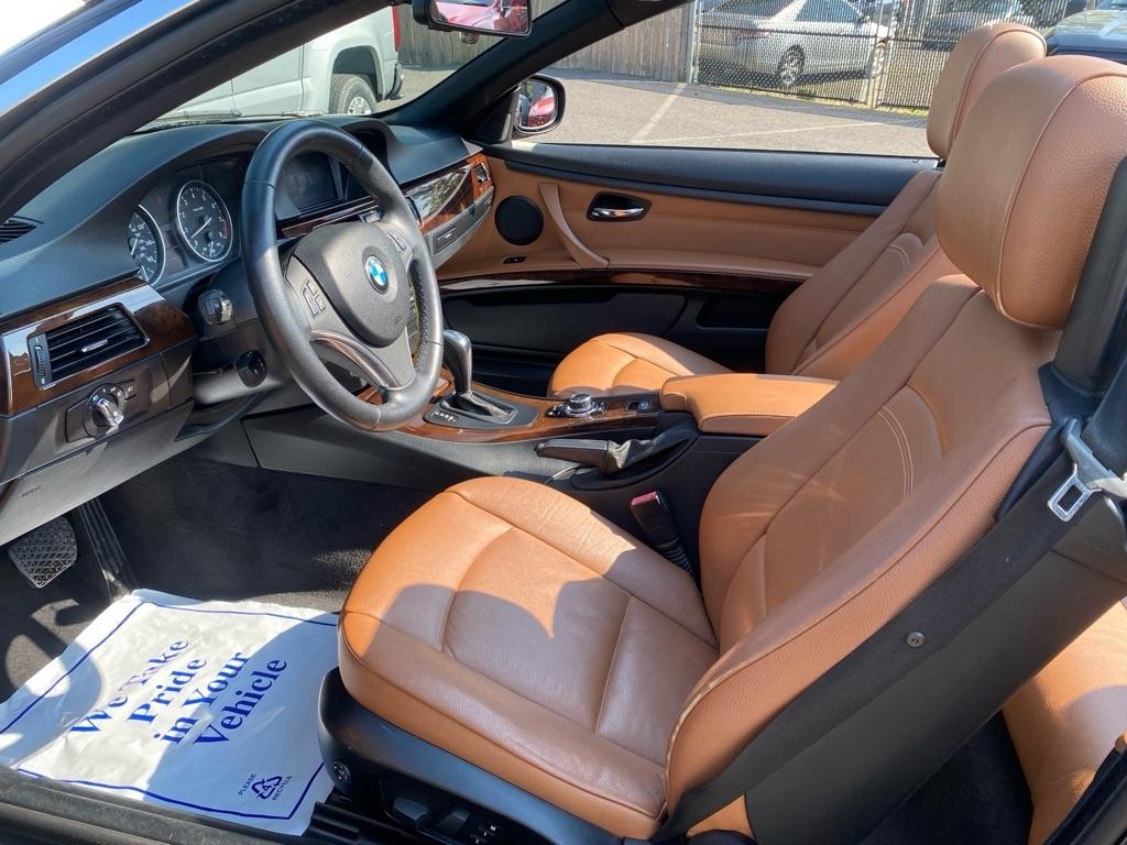 BMW 3-Series 335i Convertible 2013