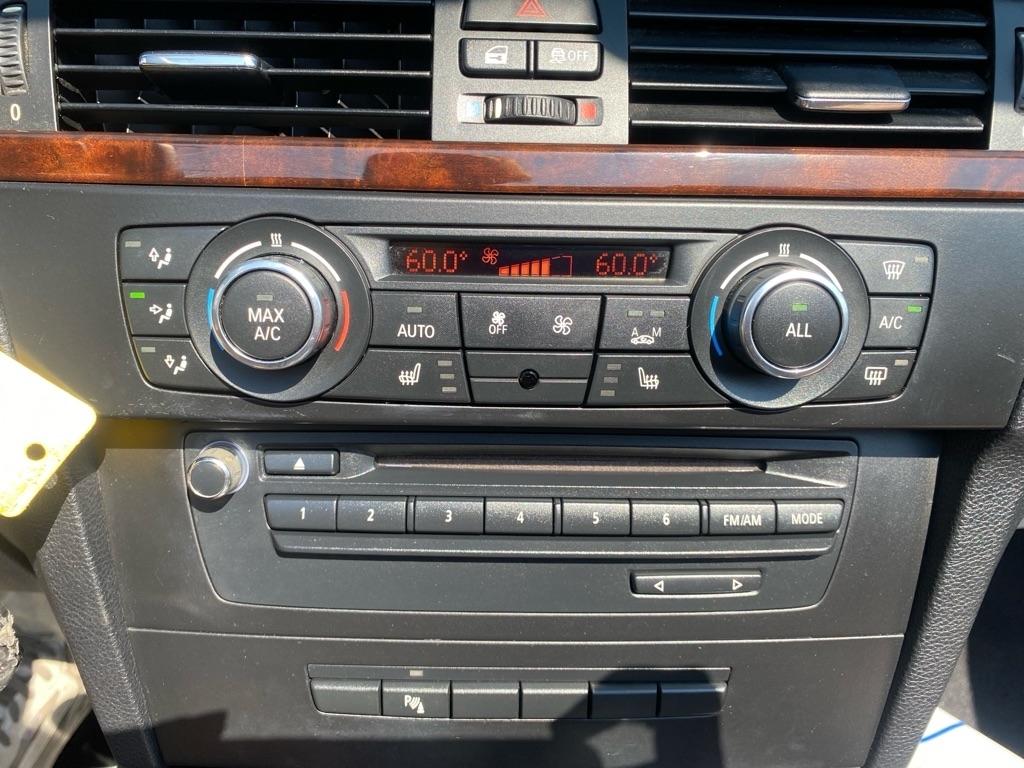 BMW 3-Series 335i Convertible 2013