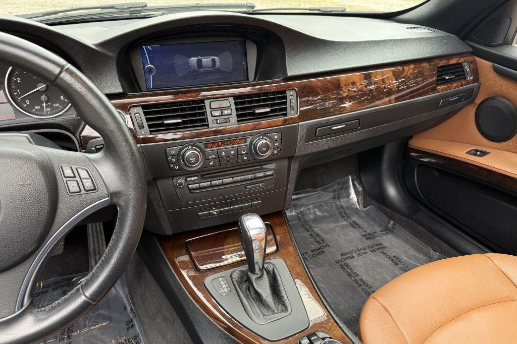 BMW 3-Series 335i Convertible 2013