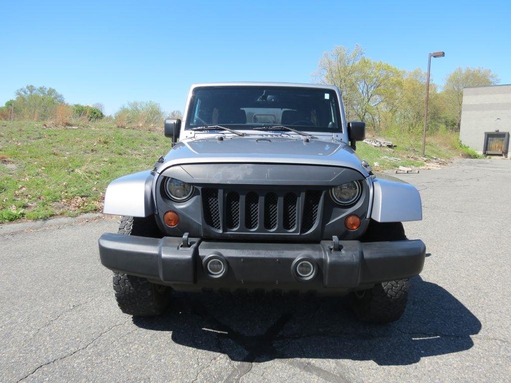 Jeep Wrangler Unlimited Sahara 4WD 2013