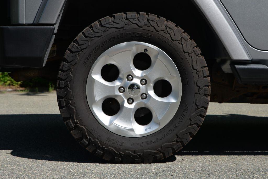 Jeep Wrangler Unlimited Sahara 4WD 2013
