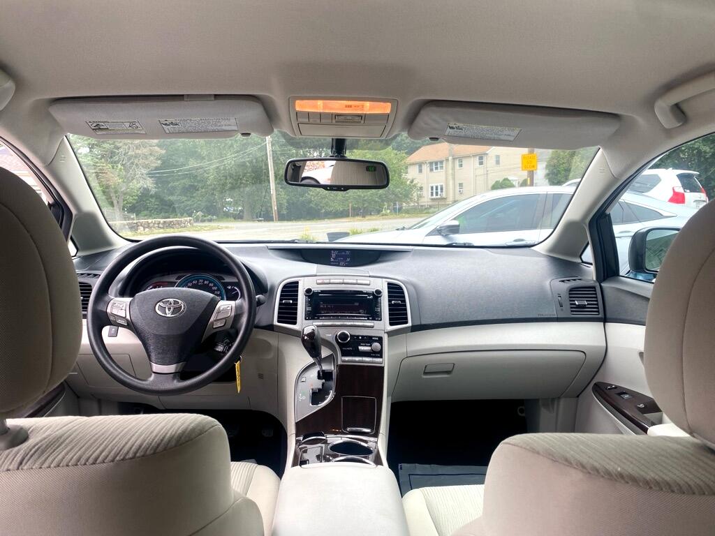 Toyota Venza FWD I4 2011 Toyota Venza FWD I4 2011