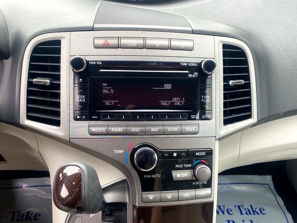 Toyota Venza FWD I4 2011 Toyota Venza FWD I4 2011