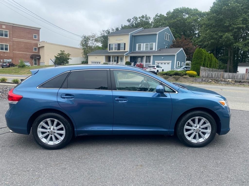 Toyota Venza FWD I4 2011