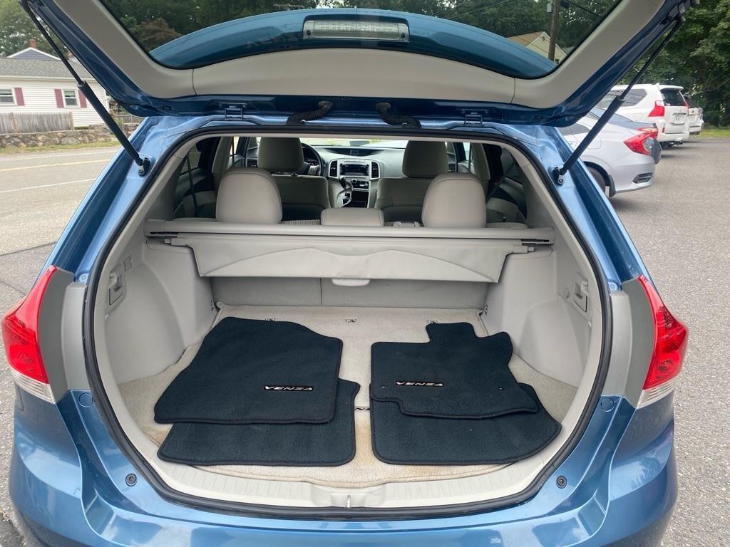 Toyota Venza FWD I4 2011