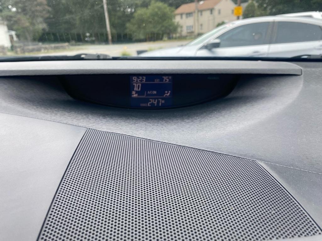 Toyota Venza FWD I4 2011