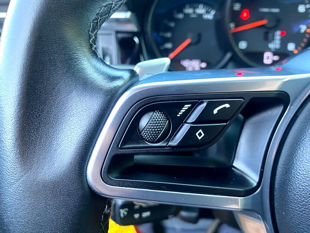 Porsche Macan Base 2019 Porsche Macan Base 2019