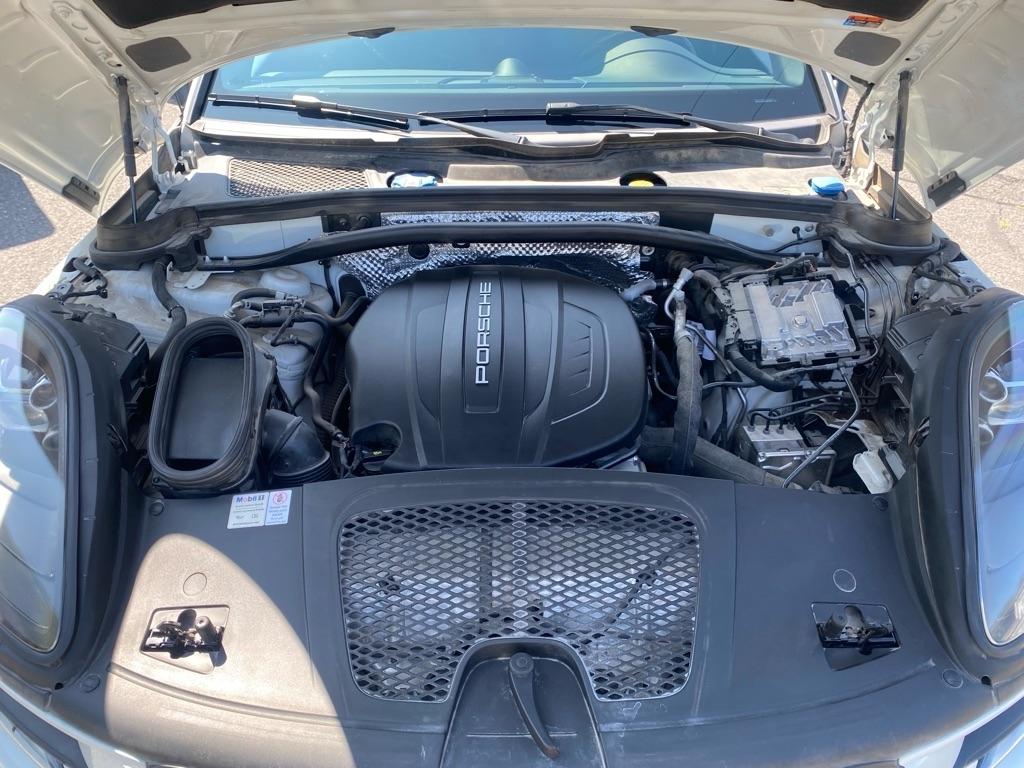 Porsche Macan Base 2019