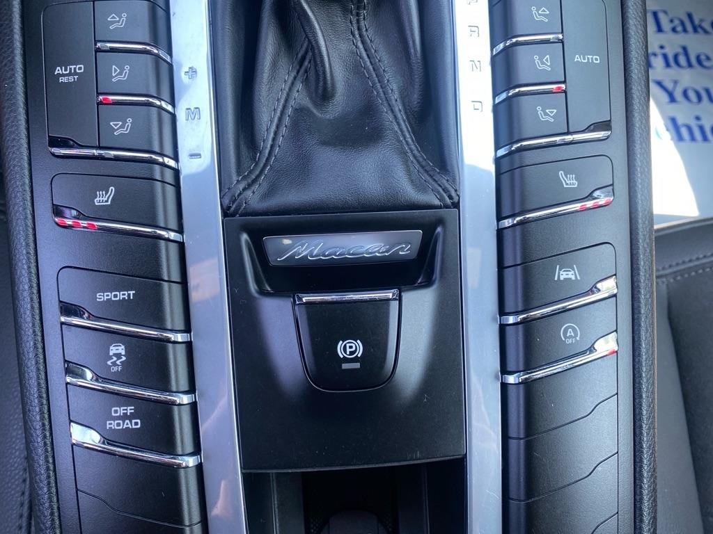 Porsche Macan Base 2019