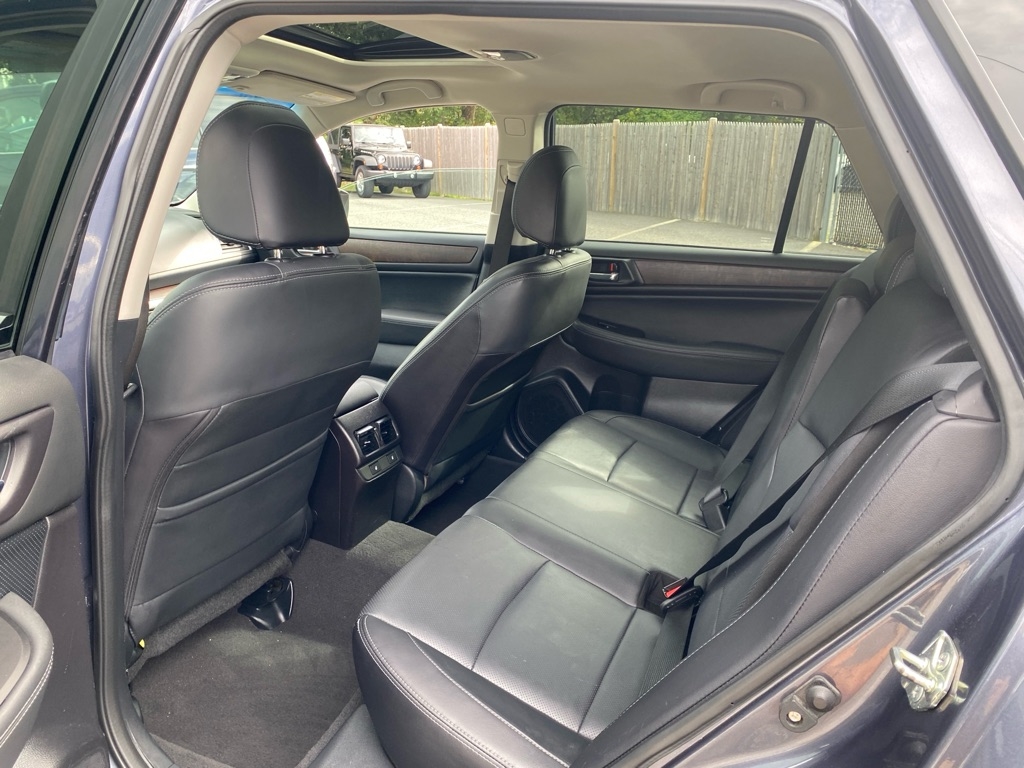 Subaru Outback 2.5i Limited 2017 Subaru Outback 2.5i Limited 2017