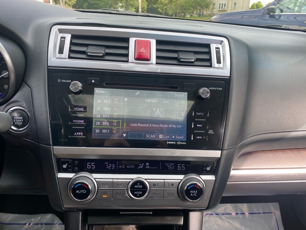 Subaru Outback 2.5i Limited 2017 Subaru Outback 2.5i Limited 2017