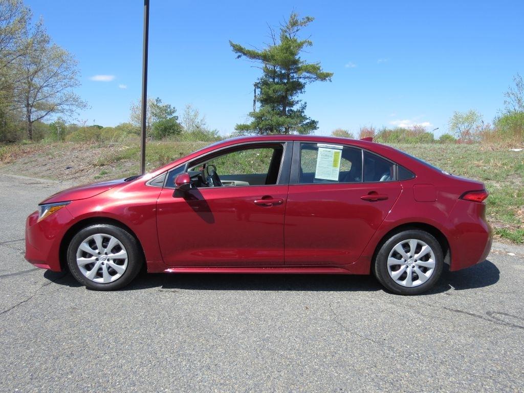 Toyota Corolla LE 2022