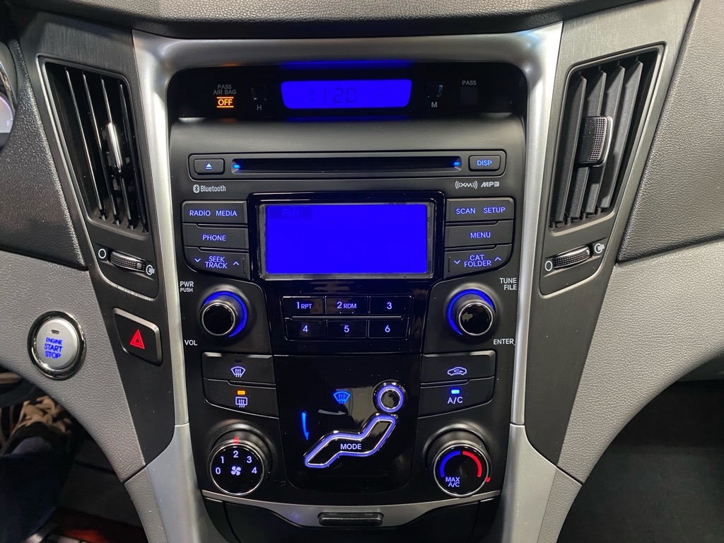 Hyundai Sonata SE Auto 2013 Hyundai Sonata SE Auto 2013