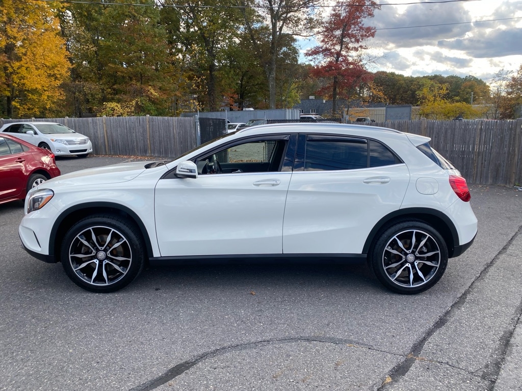 Mercedes-Benz GLA-Class GLA250 4MATIC 2016 Mercedes-Benz GLA-Class GLA250 4MATIC 2016