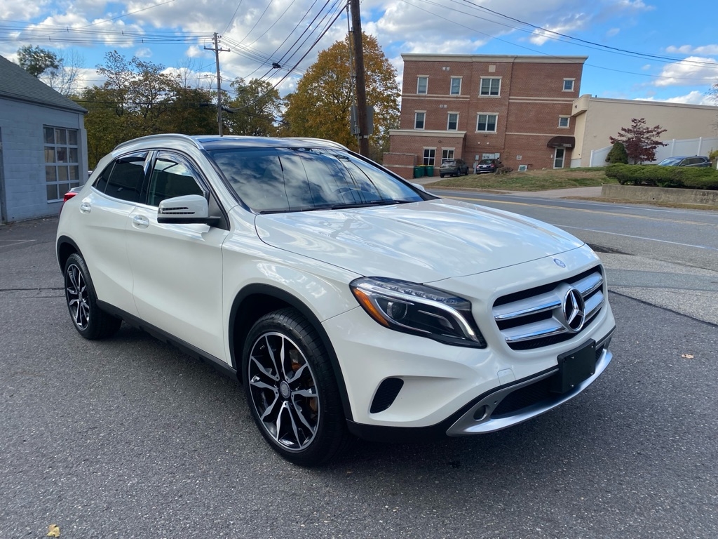 Mercedes-Benz GLA-Class GLA250 4MATIC 2016 Mercedes-Benz GLA-Class GLA250 4MATIC 2016