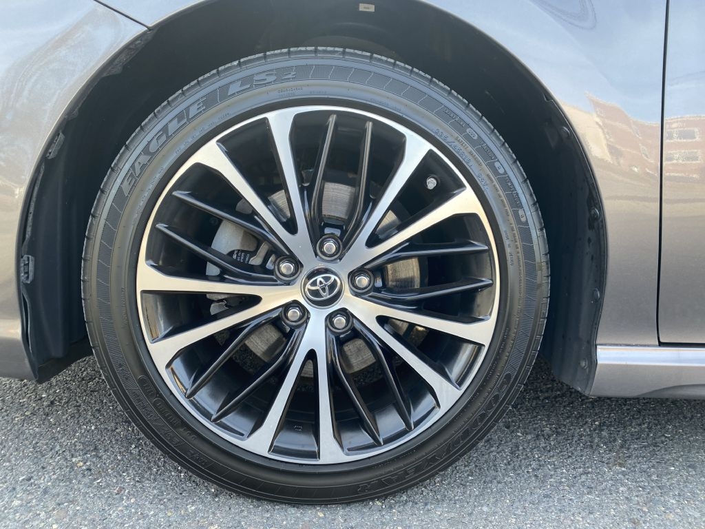 Toyota Camry SE 2019