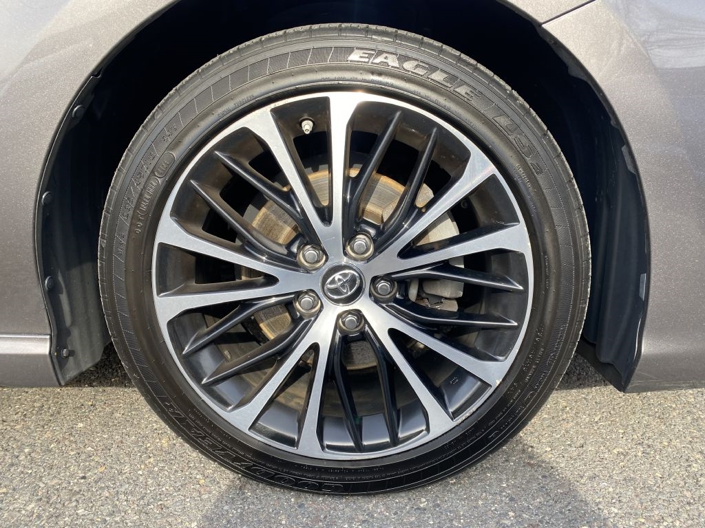 Toyota Camry SE 2019