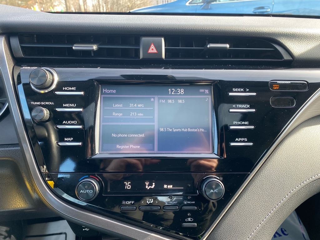 Toyota Camry SE 2019