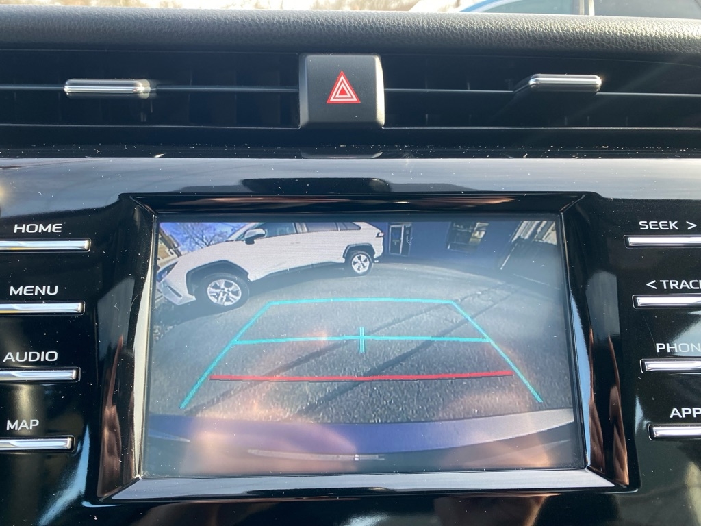 Toyota Camry SE 2019