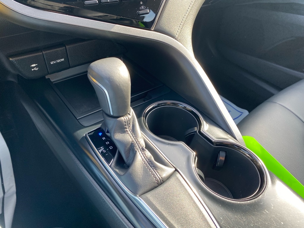 Toyota Camry SE 2019