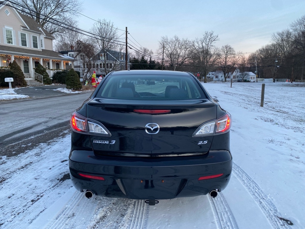 Mazda MAZDA3 s Sport 4-Door 2011