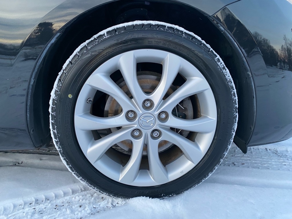 Mazda MAZDA3 s Sport 4-Door 2011