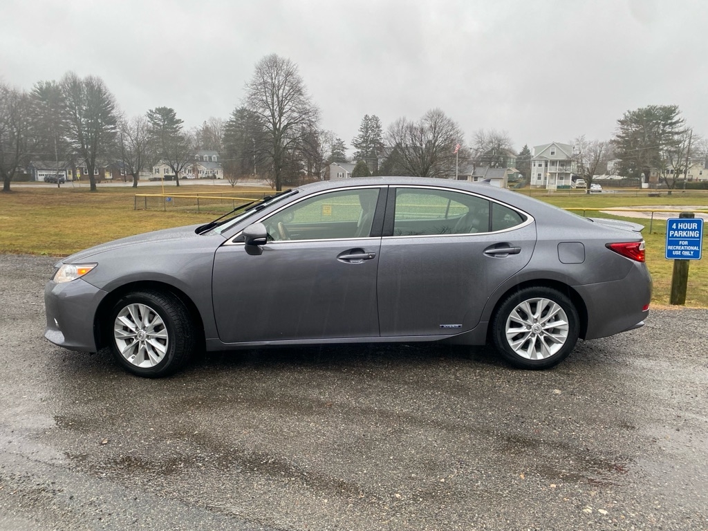 Lexus ES 300h Sedan 2014