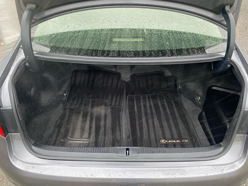 Lexus ES 300h Sedan 2014