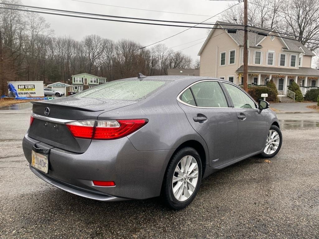 Lexus ES 300h Sedan 2014