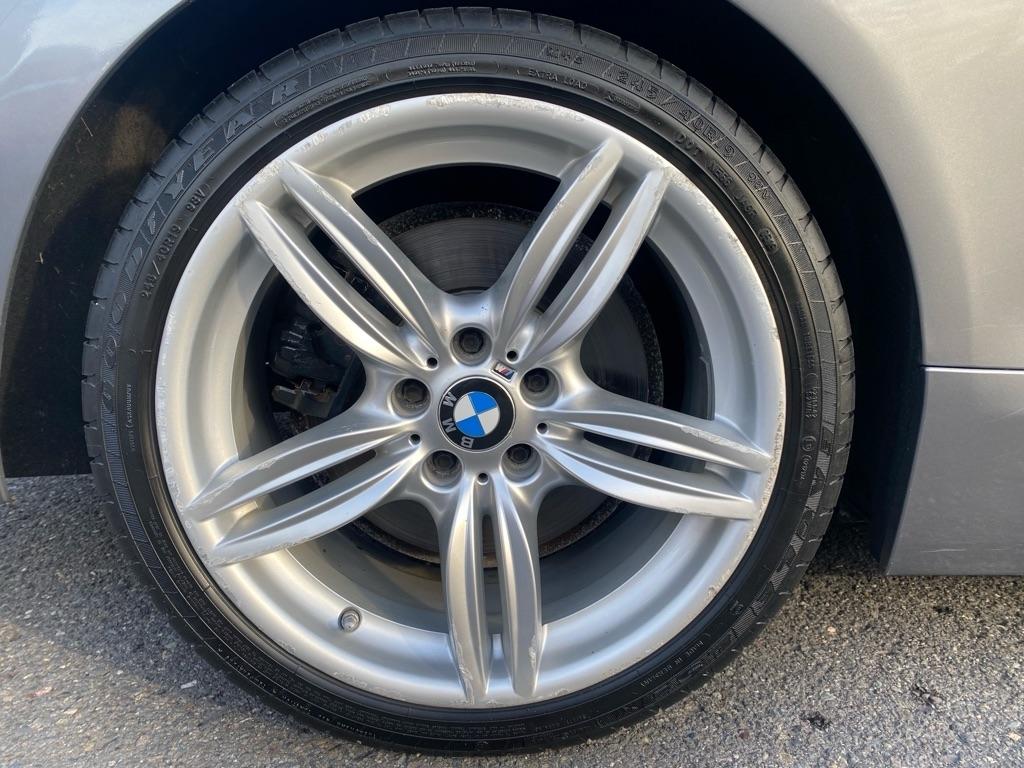 BMW 6-Series 650xi Coupe 2013