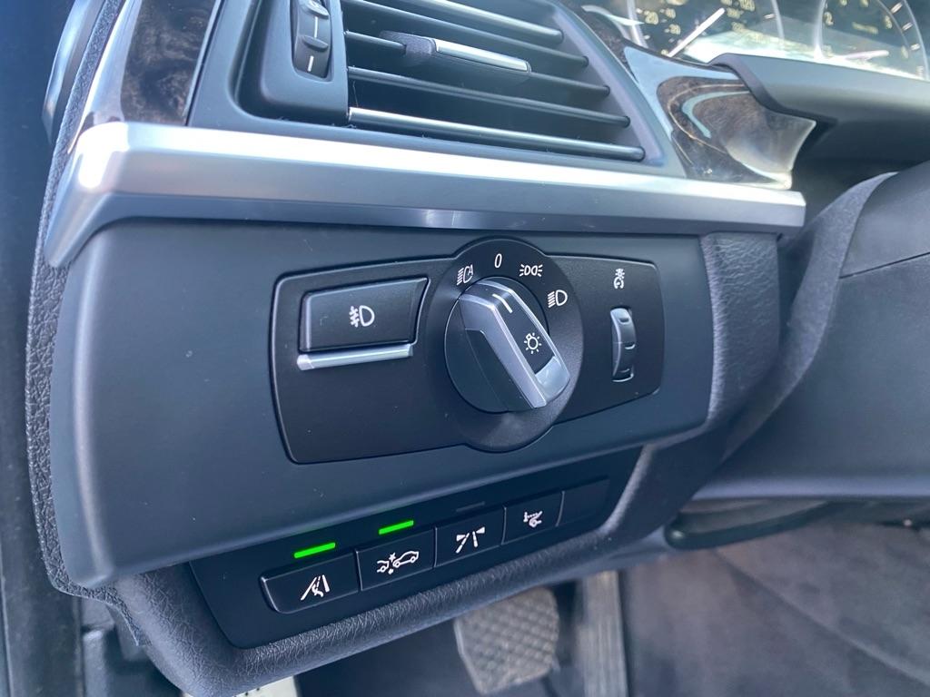 BMW 6-Series 650xi Coupe 2013